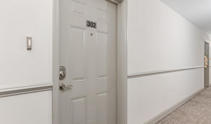 2900 SHIPMASTER Way 302, Annapolis, MD 21401 - 1 Beds, 2 Bath