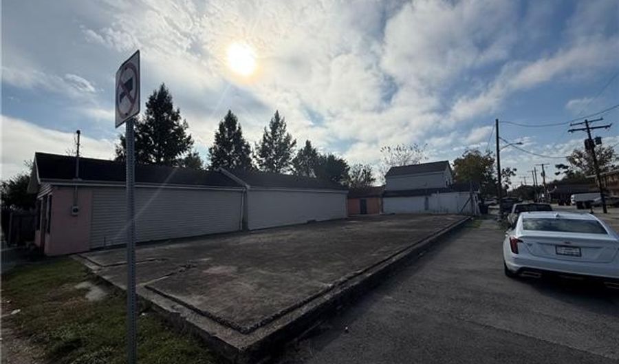 6600 SAINT CLAUDE Ave, Arabi, LA 70032 - 0 Beds, 0 Bath