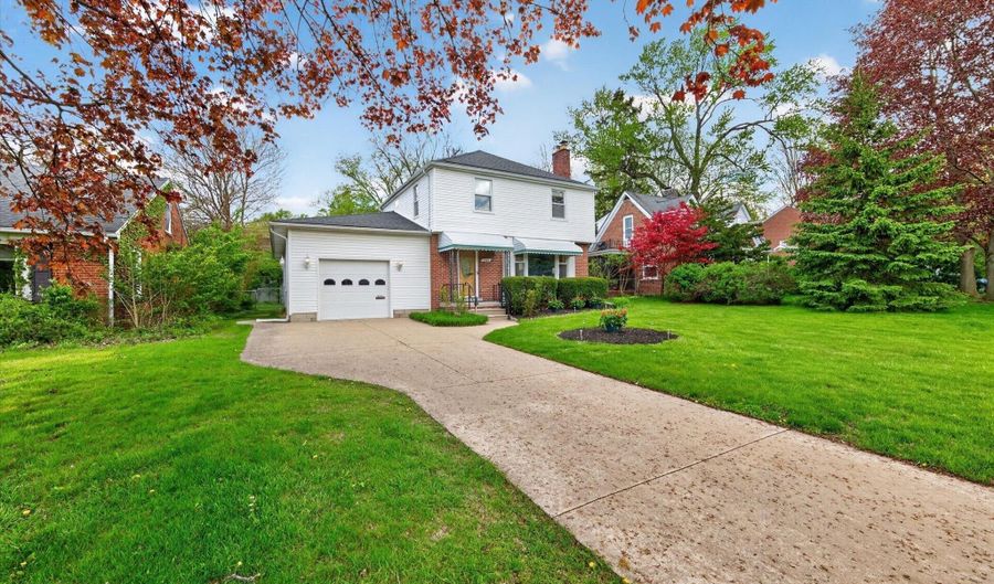 1509 E Stadium Blvd, Ann Arbor, MI 48104 - 5 Beds, 3 Bath