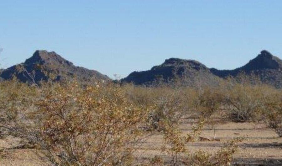 W Trezler Road, Congress, AZ 85332 - 0 Beds, 0 Bath