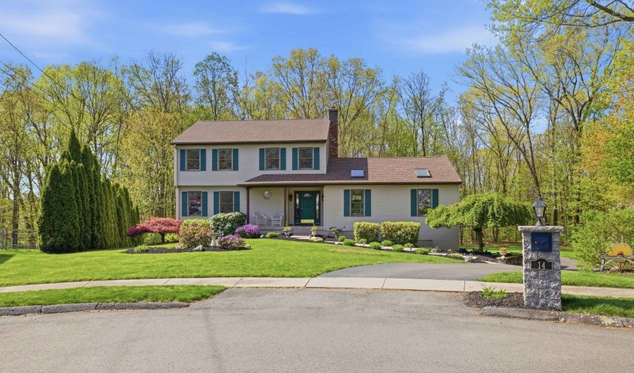 14 Deer Park Rd, Bristol, CT 06010 - 3 Beds, 3 Bath