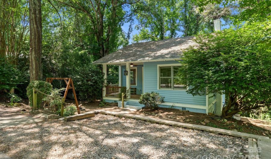 5 Parker Rd, Asheville, NC 28803 - 3 Beds, 2 Bath