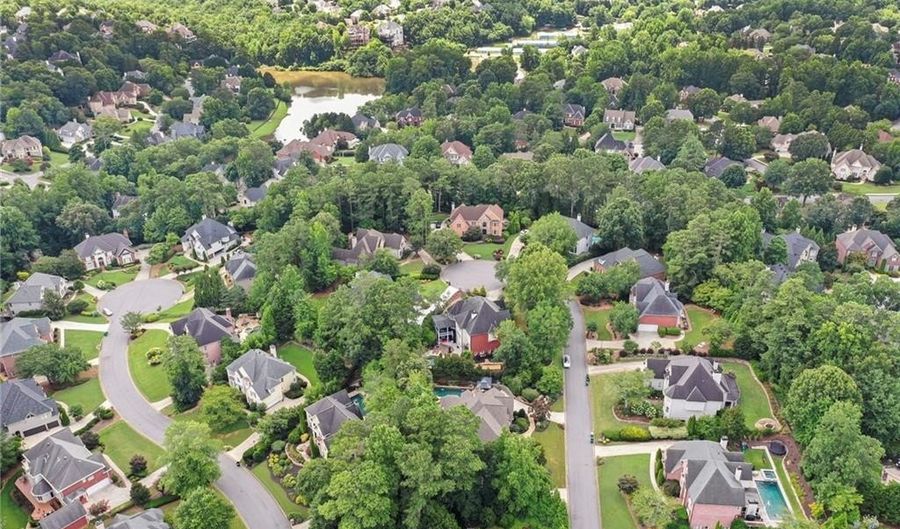710 Weybridge Pl, Alpharetta, GA 30022 - 6 Beds, 6 Bath