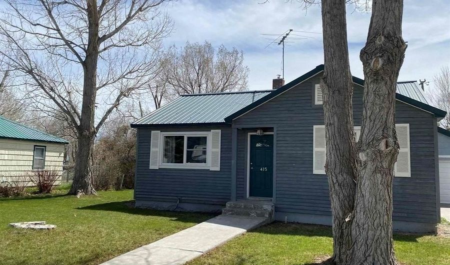 415 Mary Dr, Arco, ID 83213 - 2 Beds, 1 Bath