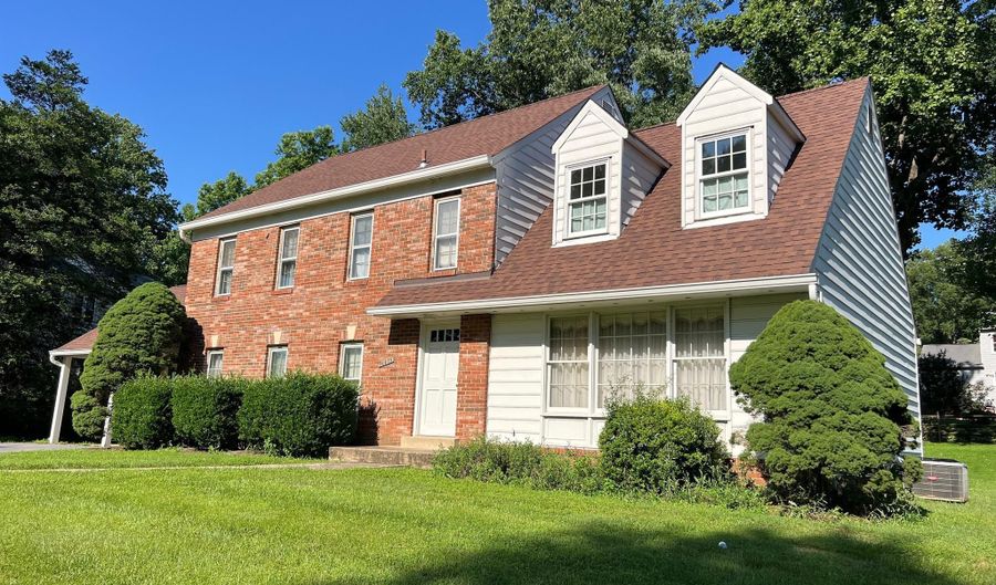 16605 CAVALRY Dr, Rockville, MD 20853 - 4 Beds, 3 Bath