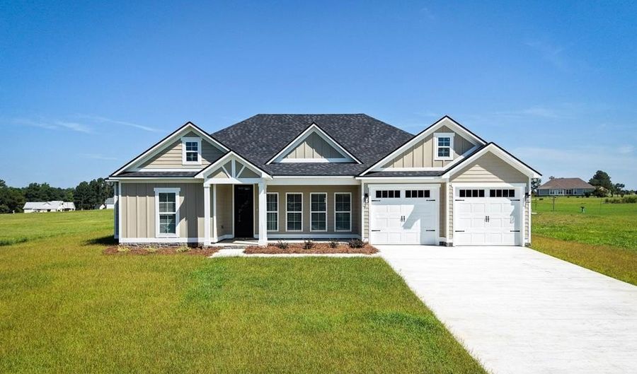 423 Indian Creek Cir, Adel, GA 31620 - 4 Beds, 3 Bath