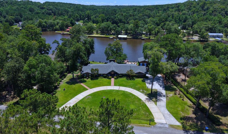 26212 Bush Isle Rd, Andalusia, AL 36421 - 5 Beds, 4 Bath