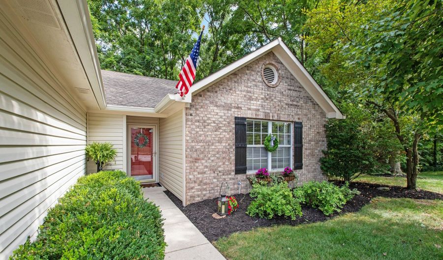 6485 Barberry Dr, Avon, IN 46123 - 3 Beds, 2 Bath