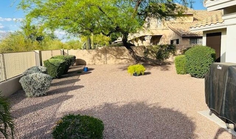 4102 E RANCHO TIERRA Dr, Cave Creek, AZ 85331 - 3 Beds, 2 Bath