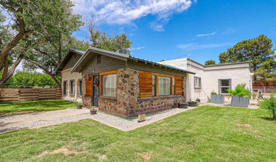 1624 VINTON Rd, Anthony, NM 88021 - 7 Beds, 7 Bath
