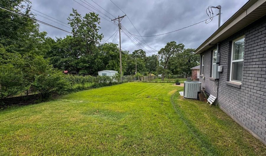 1508 E Comanche Ave, McAlester, OK 74501 - 3 Beds, 2 Bath