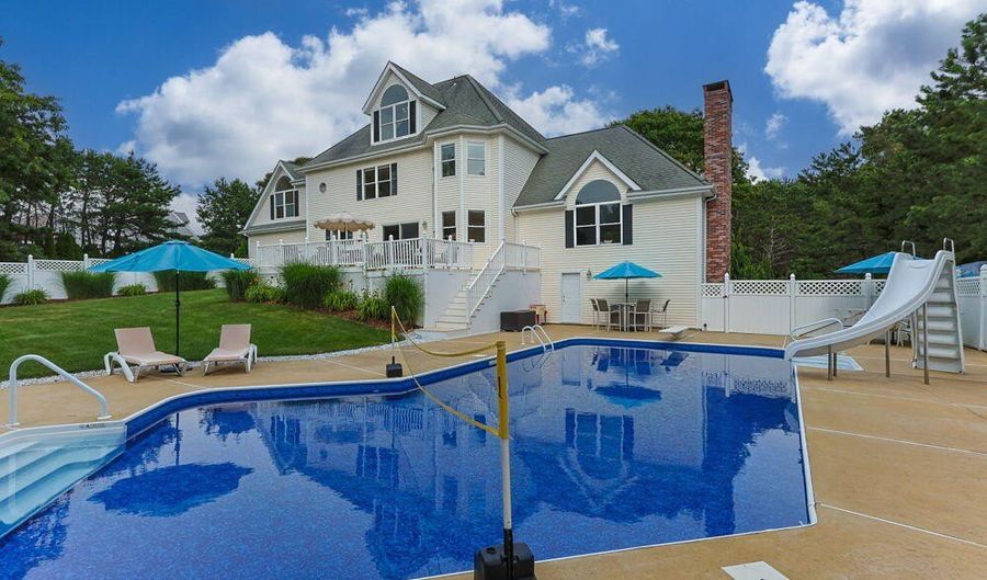 29 Weatherdeck Dr, Bourne, MA 02532 - 4 Beds, 5 Bath