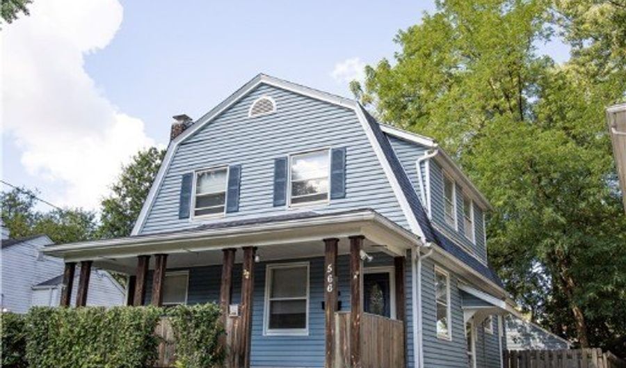 566 Lindell St, Akron, OH 44305 - 3 Beds, 1 Bath