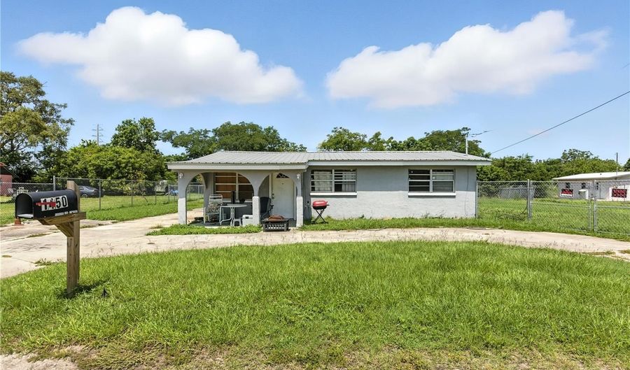 1450 CUMMINGS Ave, Avon Park, FL 33825 - 5 Beds, 2 Bath