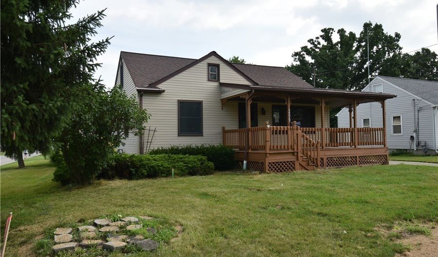209 Sipple Ave, Amherst, OH 44001 - 3 Beds, 2 Bath