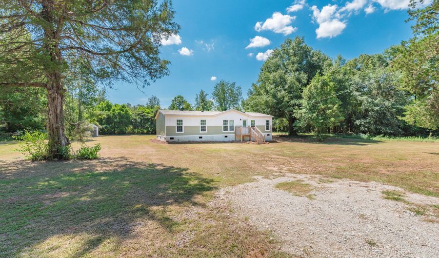124 Dragstrip Rd, Aiken, SC 29803 - 3 Beds, 2 Bath