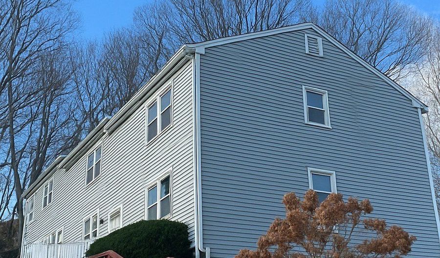 6 Irving Pl, Danbury, CT 06810 - 9 Beds, 6 Bath