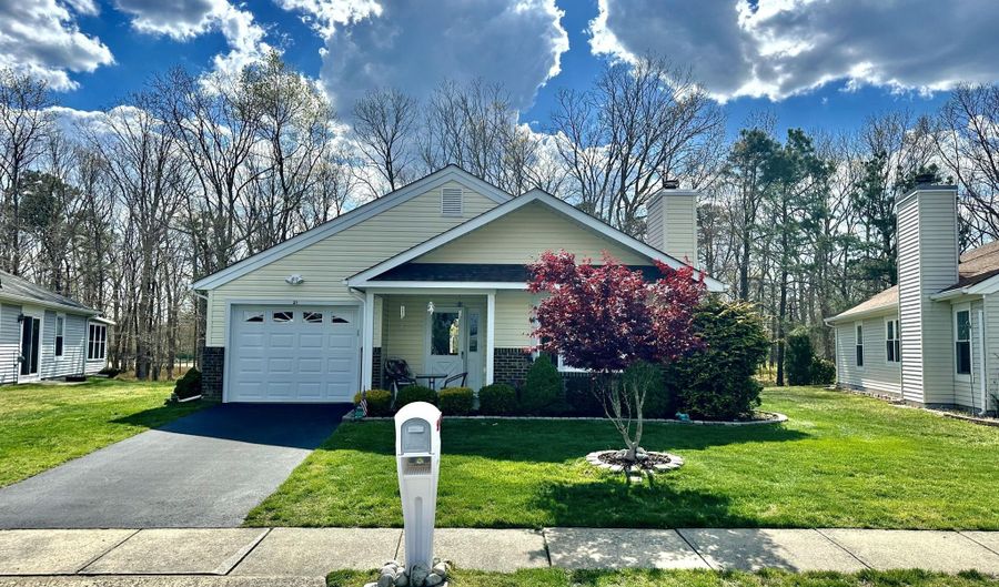 21 Dogwood Dr, Barnegat, NJ 08005 - 2 Beds, 2 Bath