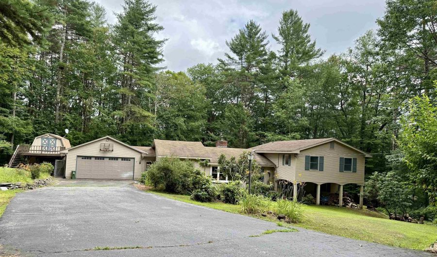 204 Meetinghouse Ln, Brattleboro, VT 05301 - 4 Beds, 2 Bath