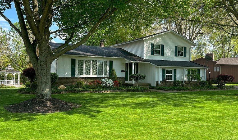 465 Kar A Bru, Amherst, OH 44001 - 3 Beds, 2 Bath