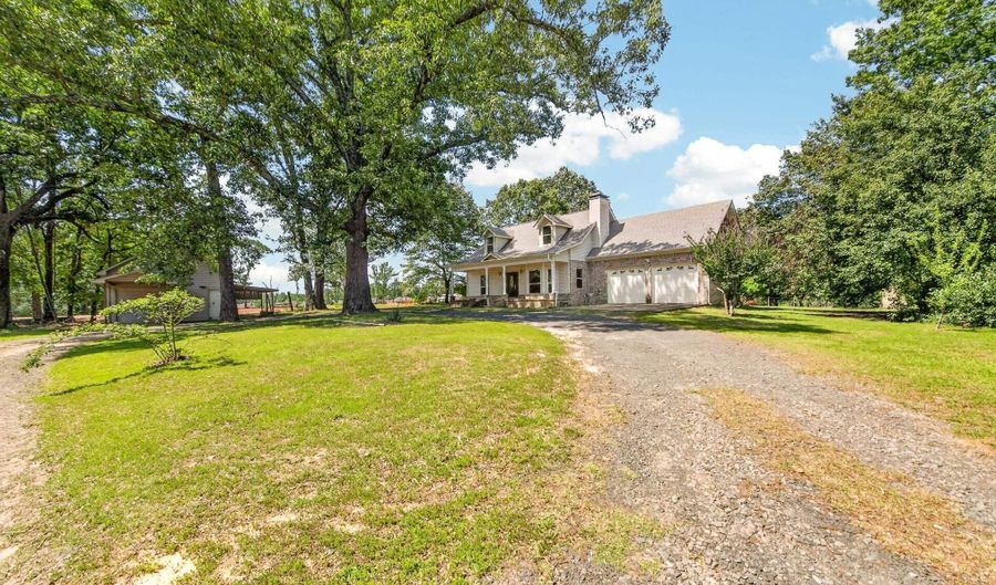 741 E Main St, Austin, AR 72007 - 3 Beds, 2 Bath