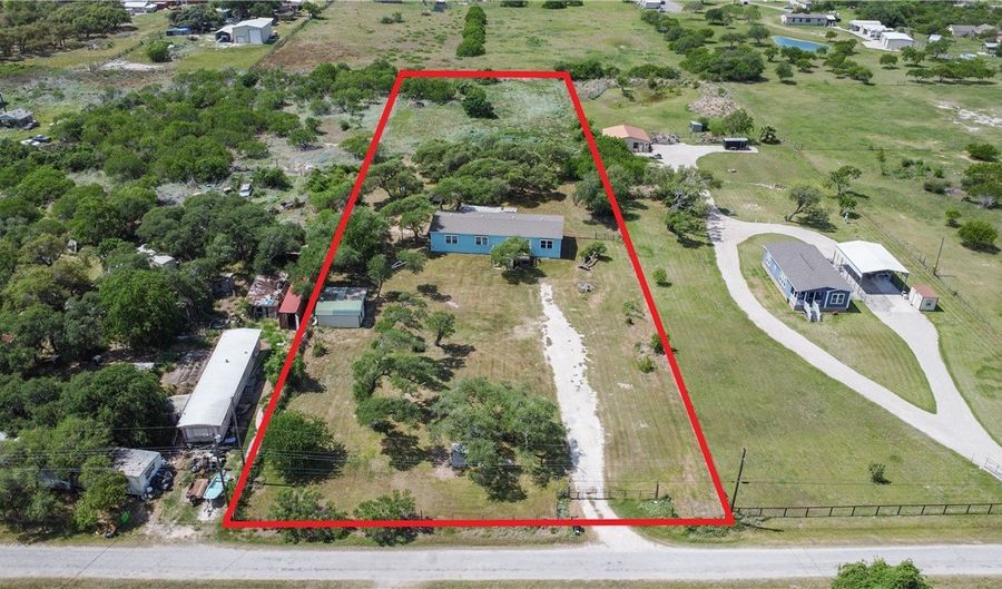 2565 Bentwood Ln, Aransas Pass, TX 78336 - 4 Beds, 3 Bath