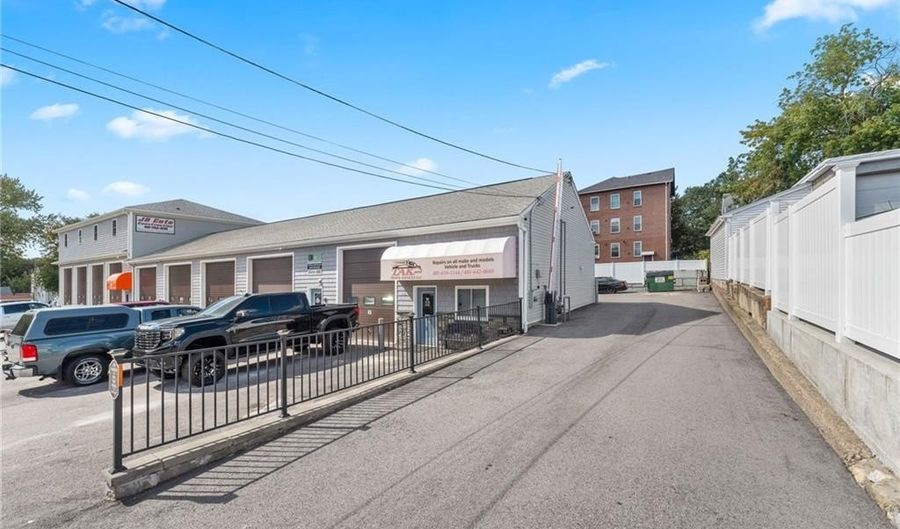 25 Grand Ave, Cumberland, RI 02864 - 0 Beds, 0 Bath