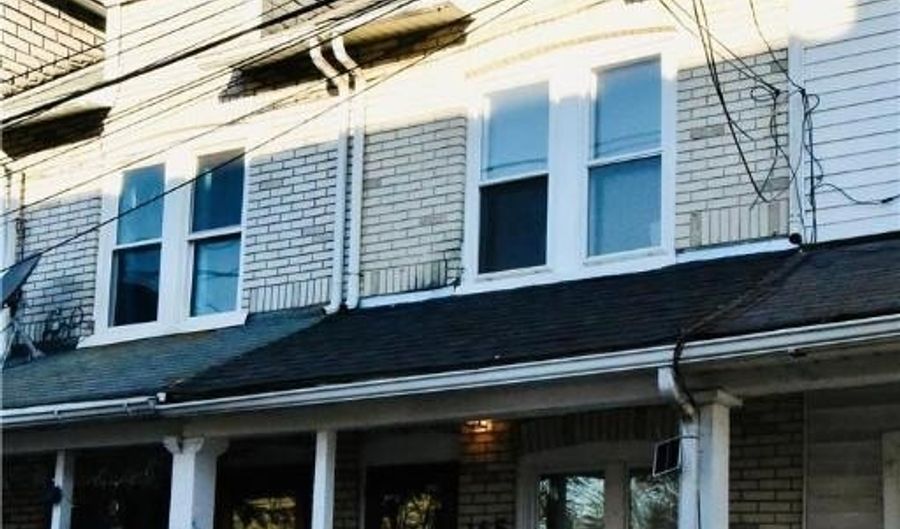 165 W Pine St, Allentown, PA 18102 - 3 Beds, 2 Bath