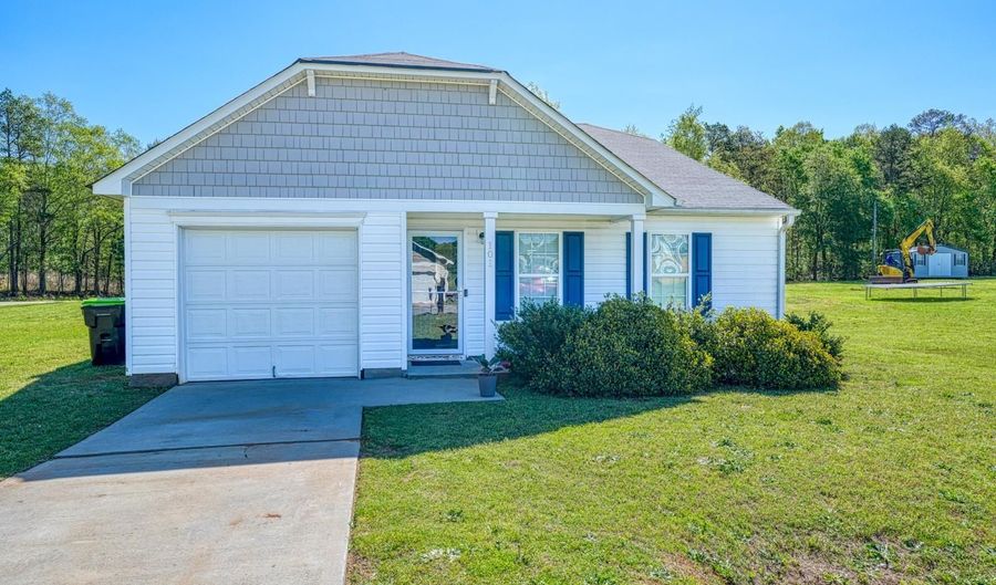 101 Combine Ln, Anderson, SC 29622 - 3 Beds, 2 Bath