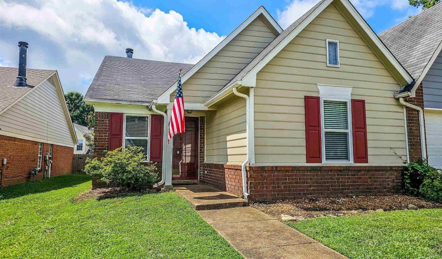 6631 MORNINGSGATE Cv, Bartlett, TN 38135 - 2 Beds, 2 Bath