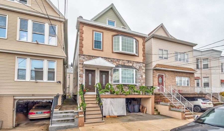 164 AVENUE B 2, Bayonne, NJ 07002 - 3 Beds, 2 Bath