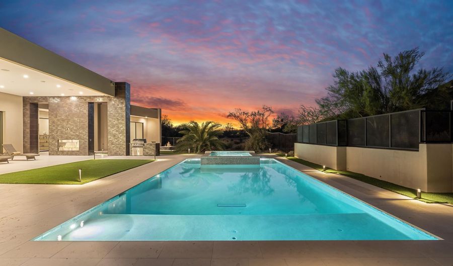 6816 E Stagecoach Pass, Carefree, AZ 85377 - 5 Beds, 5 Bath