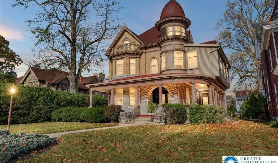 1509 W Hamilton St 2, Allentown, PA 18102 - 3 Beds, 3 Bath