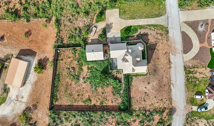 2005 Long Branch Dr, Alpine, TX 79830 - 5 Beds, 2 Bath