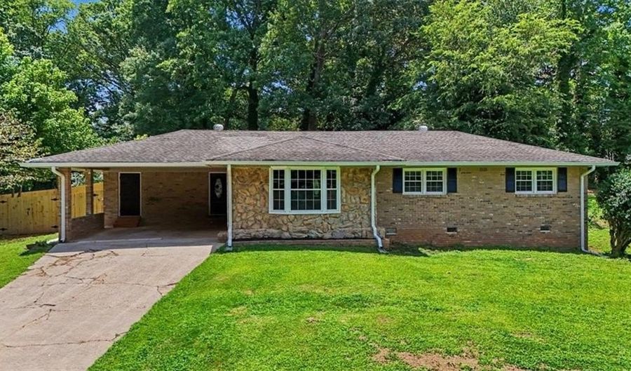 1595 Jacqueline Cir, Austell, GA 30168 - 5 Beds, 3 Bath