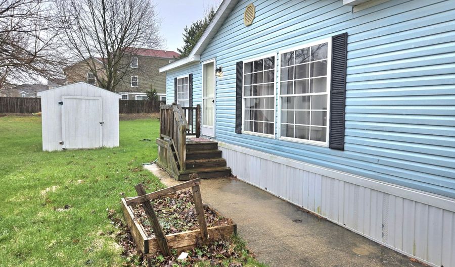 11550 Boyne Blvd, Allendale, MI 49401 - 3 Beds, 2 Bath