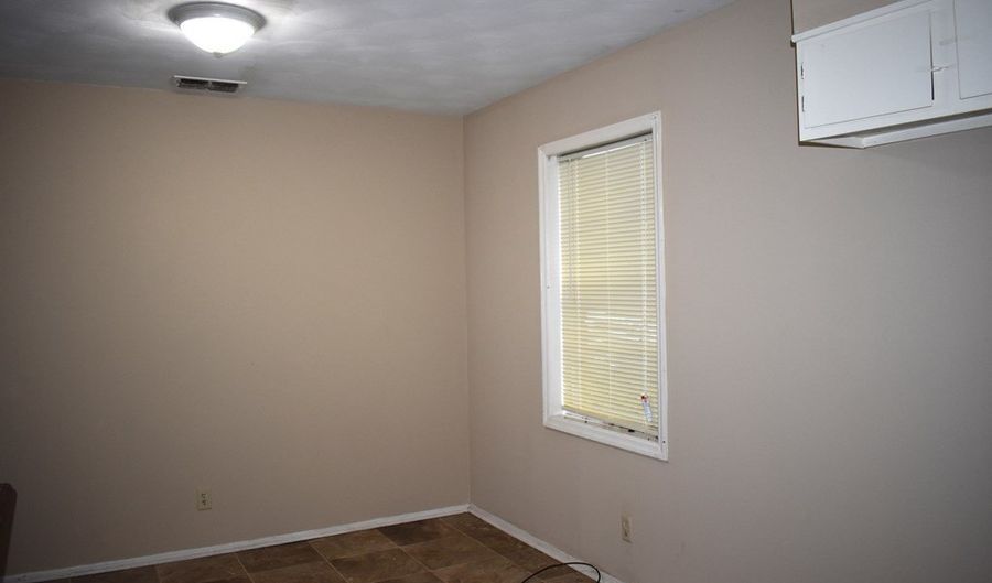 2505 Rosebrier Ave, Albany, GA 31705 - 4 Beds, 2 Bath