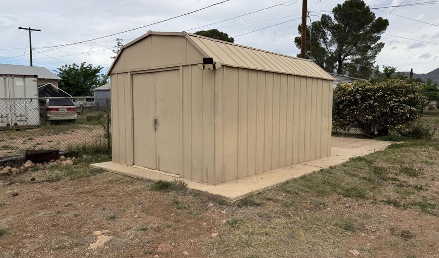 928 W AUSTIN St, Bisbee, AZ 85603 - 3 Beds, 2 Bath