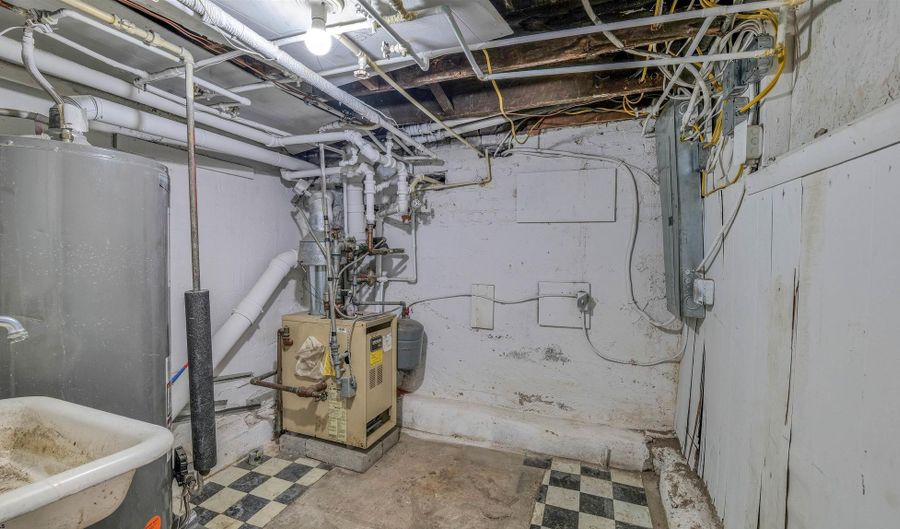 4019 VanRennslear C, Atlantic City, NJ 08401 - 0 Beds, 1 Bath