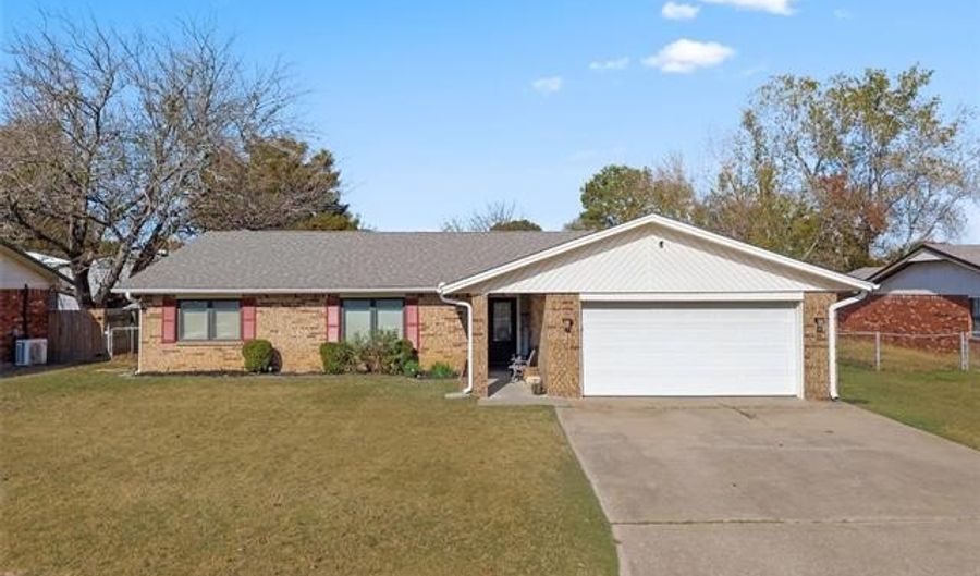 3133 Cardinal Dr, Ardmore, OK 73401 - 3 Beds, 2 Bath