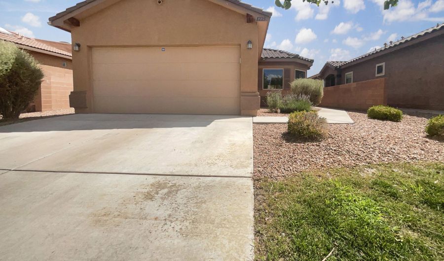 1225 LA FONDA St, Bernalillo, NM 87004 - 3 Beds, 2 Bath