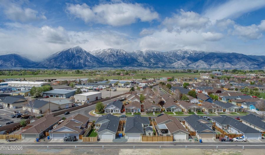 1297 White Ash Dr, Gardnerville, NV 89410 - 3 Beds, 2 Bath