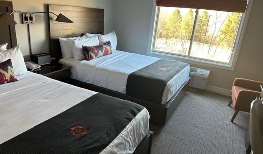 2 CHAMONIX Dr 213, Alloway, NJ 07462 - 1 Beds, 1 Bath