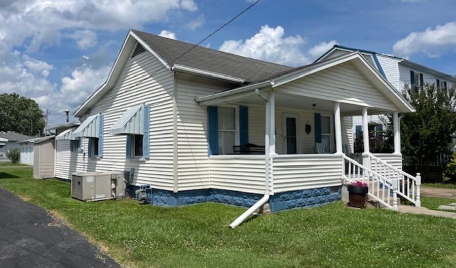 714 Barbara St, Barboursville, WV 25504 - 2 Beds, 1 Bath