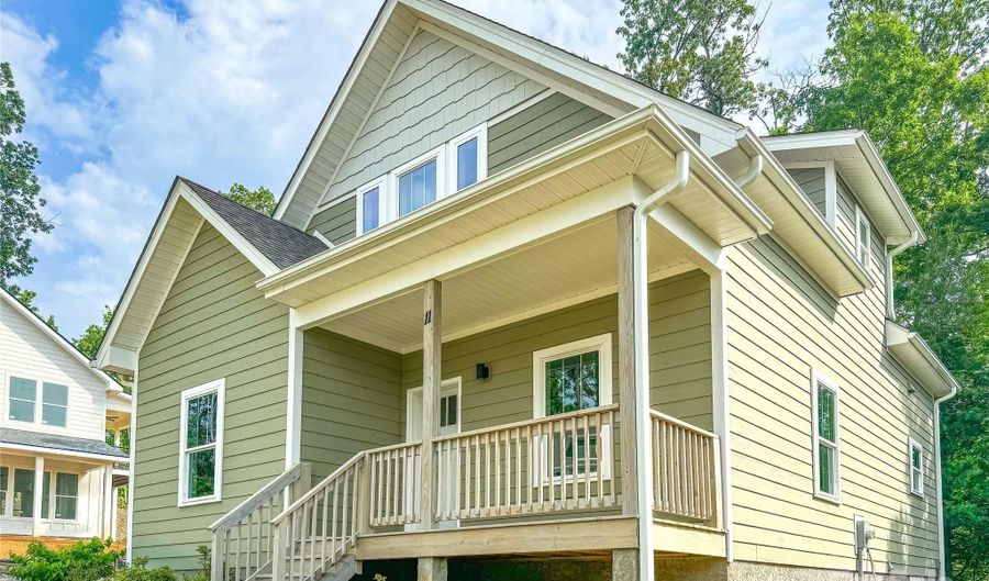11 Berry Crest Ln, Arden, NC 28704 - 3 Beds, 3 Bath