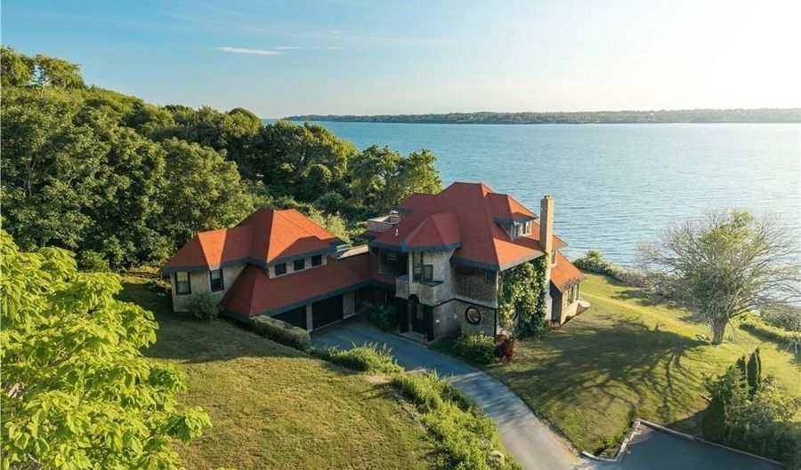 6 June Way, Little Compton, RI 02837 - 4 Beds, 4 Bath