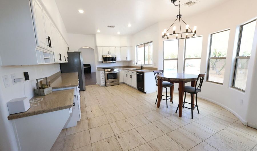 4812 E Lone Mountain Rd, Cave Creek, AZ 85331 - 4 Beds, 2 Bath