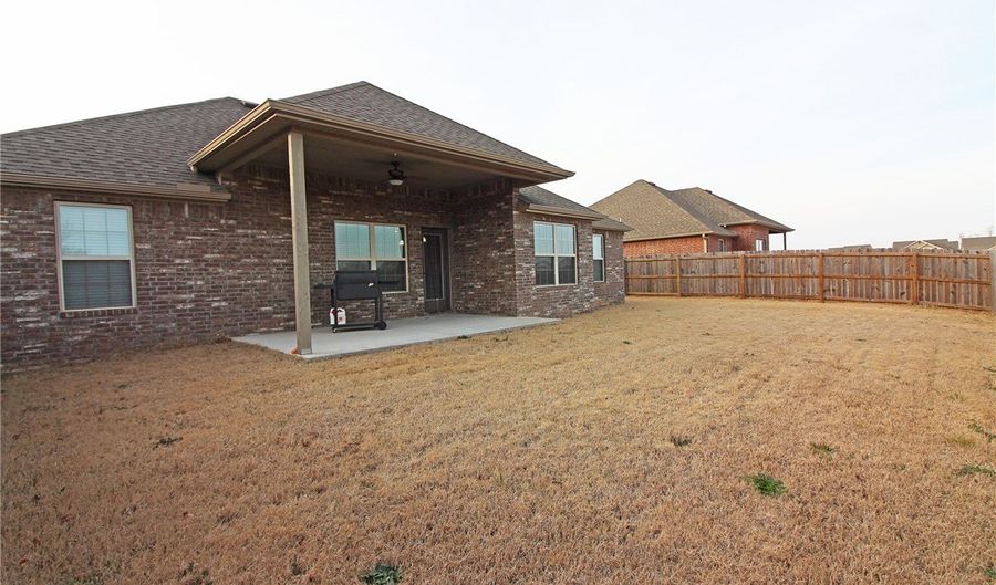 2305 SW Elington St, Bentonville, AR 72713 - 4 Beds, 2 Bath