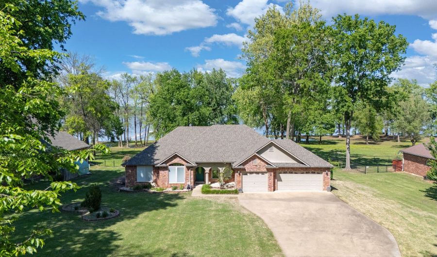 27204 S 125 Hwy 9, Afton, OK 74331 - 3 Beds, 3 Bath