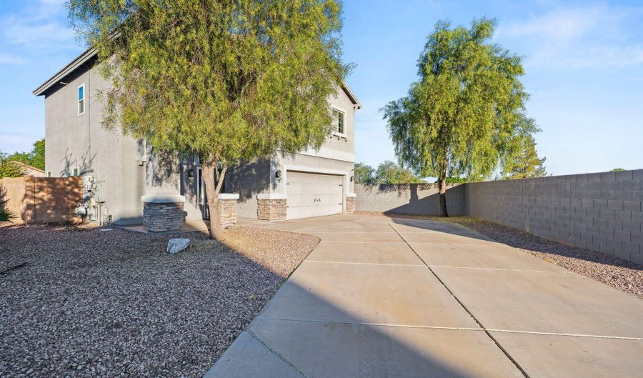12672 W OSBORN Rd, Avondale, AZ 85392 - 4 Beds, 2 Bath